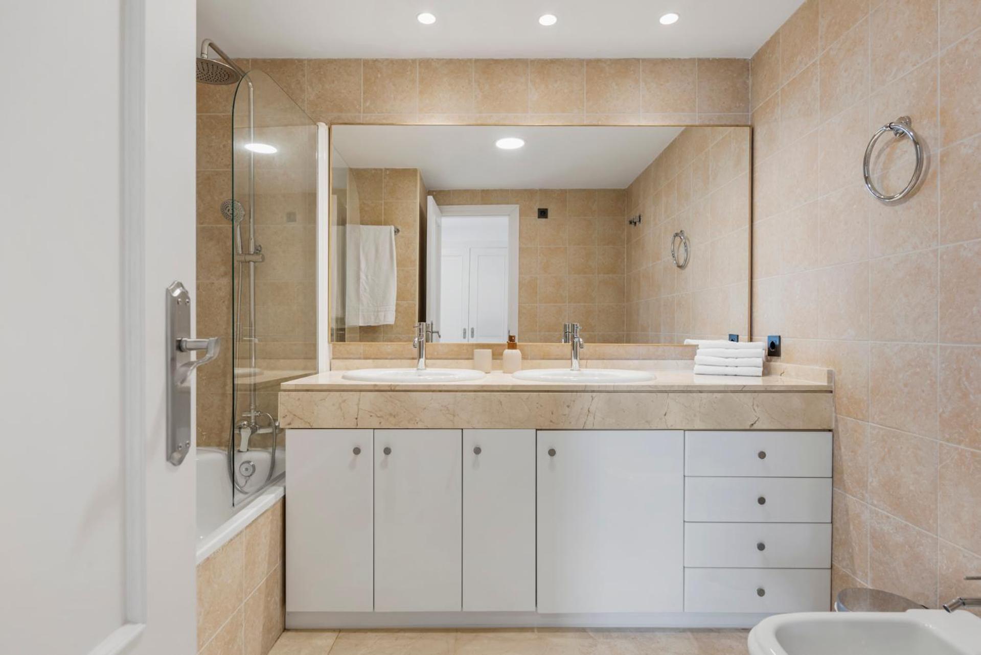 Sky And Sea Estepona Penthouse ภายนอก รูปภาพ