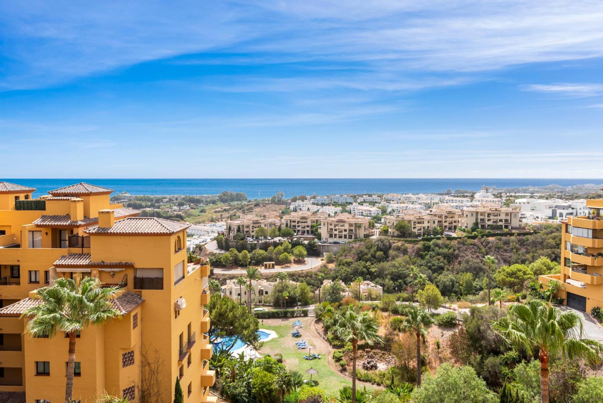 Sky And Sea Estepona Penthouse ภายนอก รูปภาพ