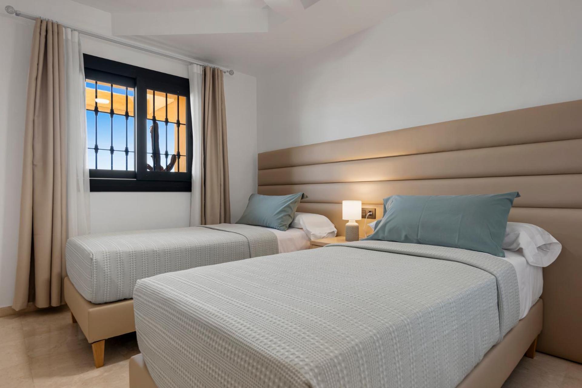 Sky And Sea Estepona Penthouse ภายนอก รูปภาพ