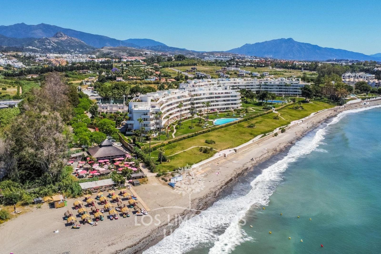 Sky And Sea Estepona Penthouse ภายนอก รูปภาพ